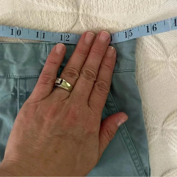 Nautica “Clipper” shorts in the best blue! Size 30. Relax fit. Great condition - Picture 3 of 7